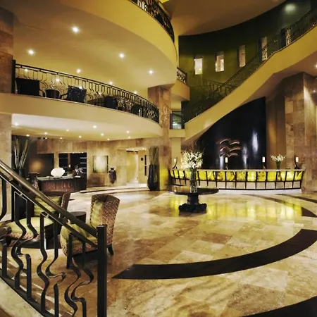 Luxury Oceanview Condo - Las Palomas - Pool, Golf, Sandy Beach !-2