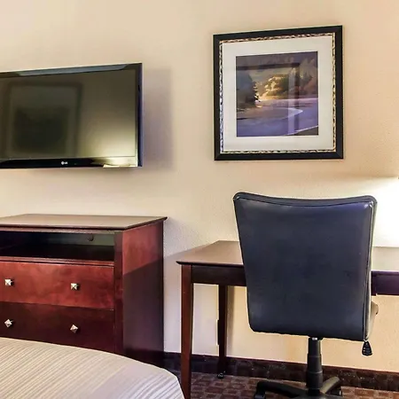 Quality Inn & Suites Peoria North-3