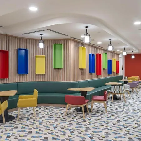 Hampton By Hilton Doha Old Town-3