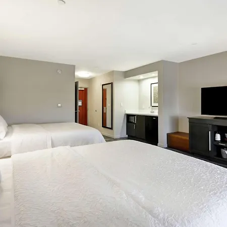 Hampton Inn & Suites Los Angeles Burbank Airport-3