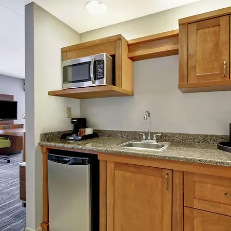 Hampton Inn & Suites Guelph-2