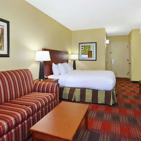 Doubletree By Hilton Holland-3