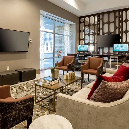 Doubletree By Hilton Evansville-2