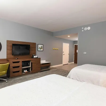 Hampton Inn & Suites Cincinnati Liberty Township-3