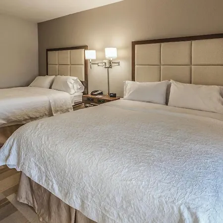Hampton Inn Colorado Springs-Airport-3