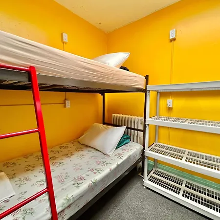 The Only Backpacker'S Inn (Adults Only)-3