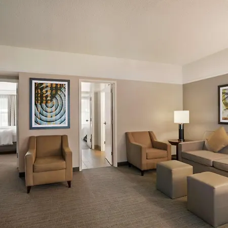 Embassy Suites Brunswick-3