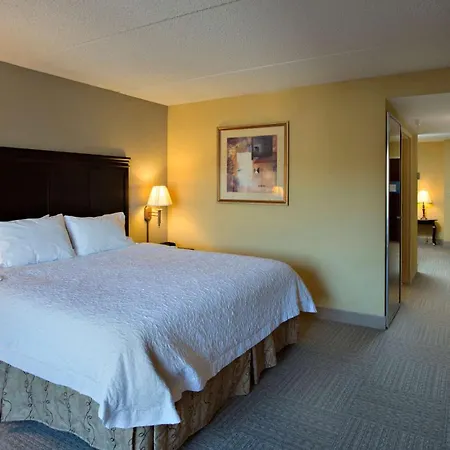 Hampton Inn Bennington-3