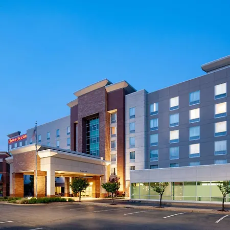 Hampton Inn & Suites St. Louis At Forest Park-3