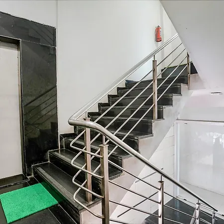 Fabhotel Lotus I-3