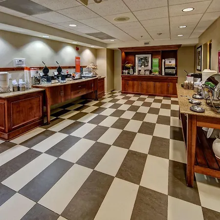 Hampton Inn Dunn-2