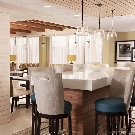 Hampton Inn Atlanta-North Druid Hills-2