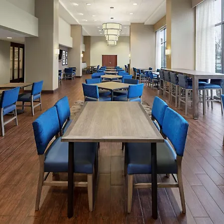 Hampton Inn & Suites Alexandria Old Town Area South-2