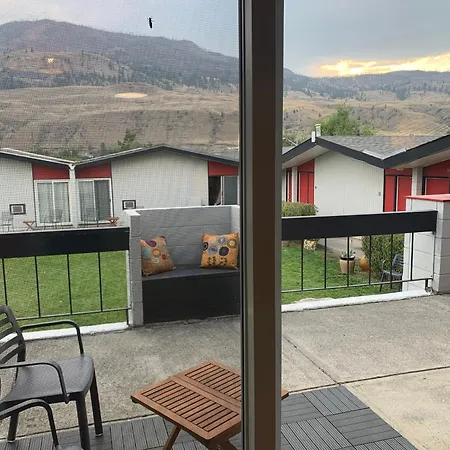 Destination Inn Cache Creek-2