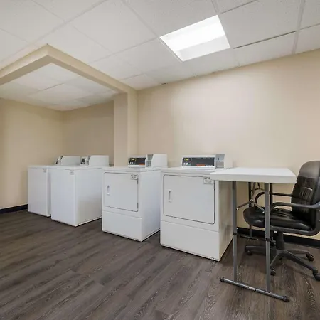 Best Western Detroit Livonia-3