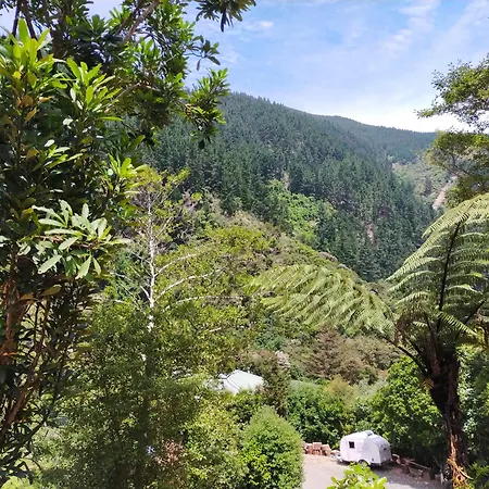 Maitai Whare Iti - Adventure Cabins & House-3