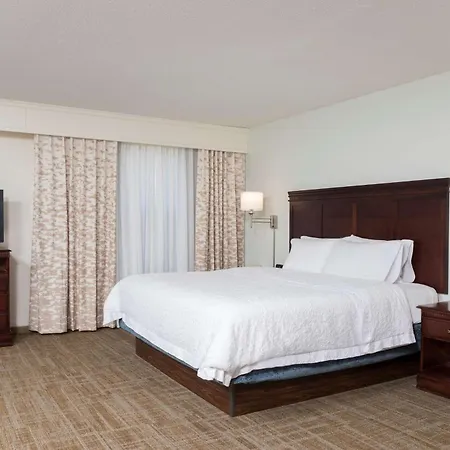 Hampton Inn East Lansing-2