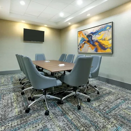 Hampton Inn & Suites Legacy Park-Frisco-3
