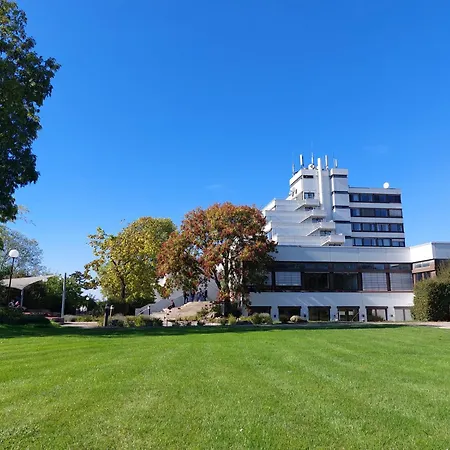 Heinrich Pesch Hotel-2
