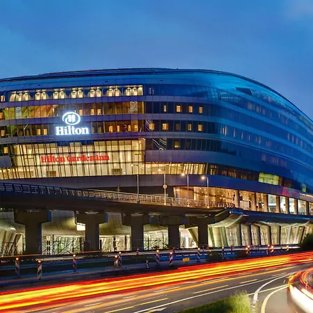 Hilton Garden Inn Frankfurt Airport-2