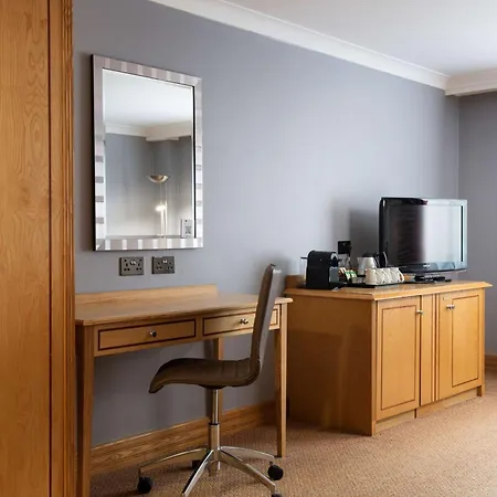 Doubletree By Hilton Swindon Hotel-2