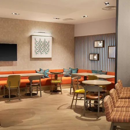 Hampton By Hilton Torquay-3