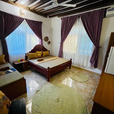 Max Hotel Nungwi-3