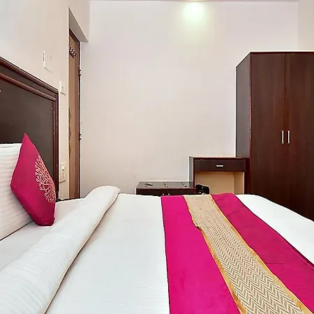 Hotel Deep Palace Near Bus Stand Udaipole-3