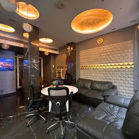 The Singh Empire, A Luxury Hotel, New Delhi-3