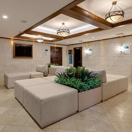 Doubletree By Hilton Van-2