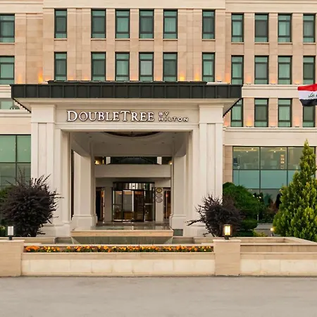 Doubletree By Hilton Van-2
