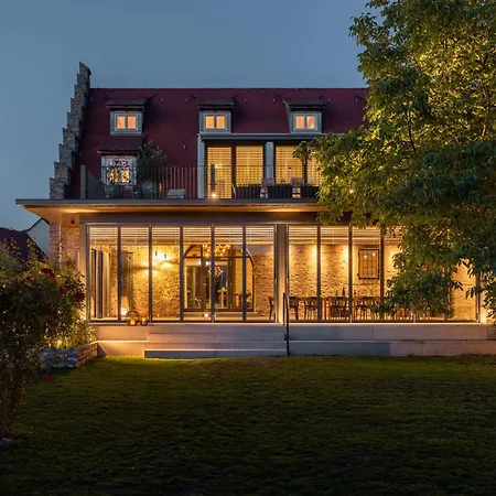 Villa Sommerach-2