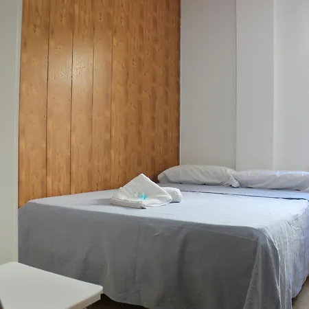 Hostal Amantes De Teruel-2