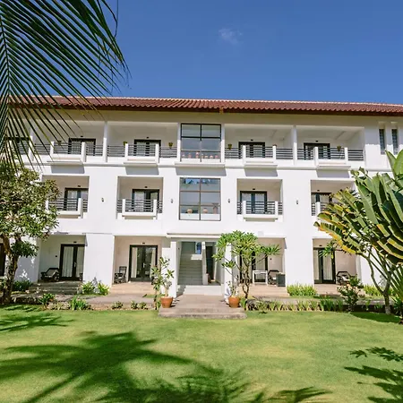 Legong Keraton Beach Hotel-2
