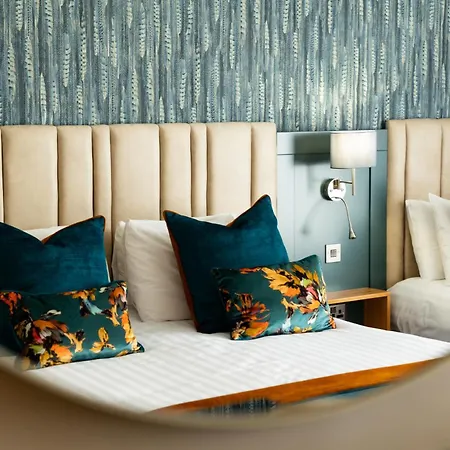 Lahinch Coast Hotel And Suites-3