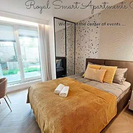Royal Smart Apartments Cracow-2