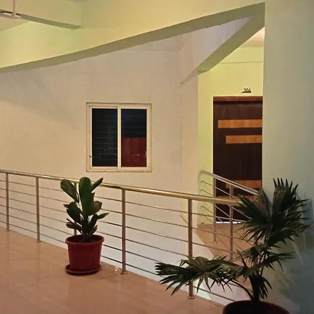 Hotel Puri Greens-3