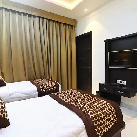 Hotel Green View-3