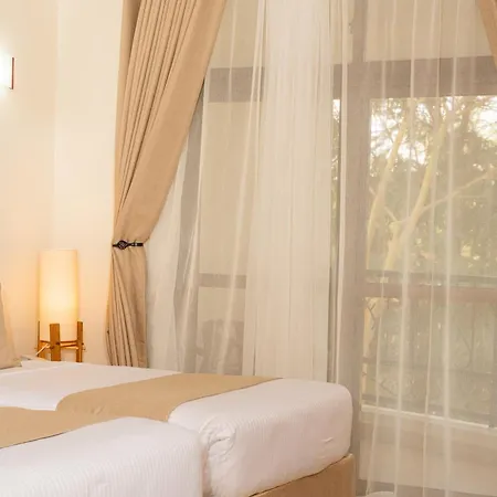 Forest Hill Hotel-2