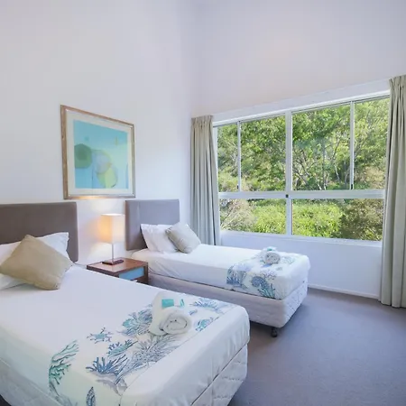Azure Sea Whitsunday Resort-2