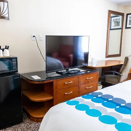 Days Inn By Wyndham College Park Atlanta Airport South-3