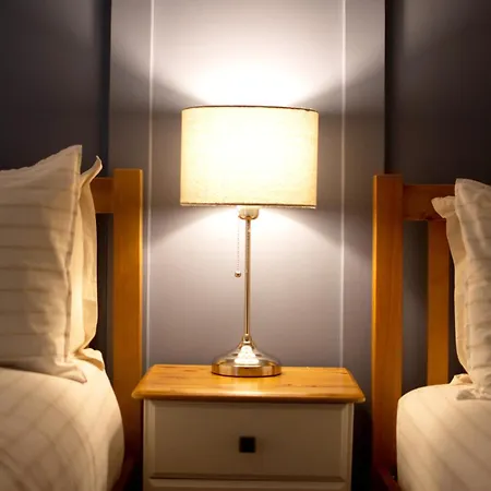 Salamander Guest House-2
