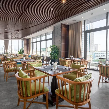 G8 Luxury Hotel Da Nang-3