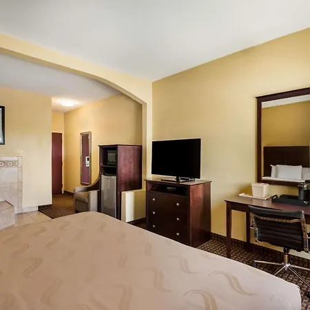 Quality Inn Des Moines North-3