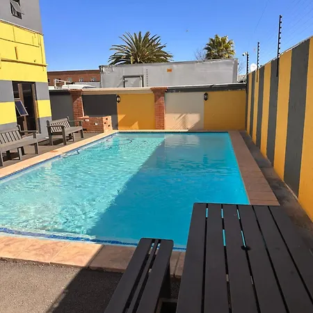 Platinum Guesthouse Kempton Park-2