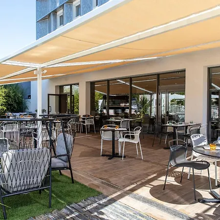 Ac Hotel By Marriott Marseille Prado Velodrome-3