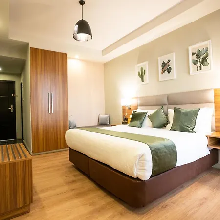 Monarch Hotel-3