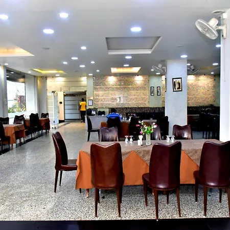 Hotel Suraj Palace-3