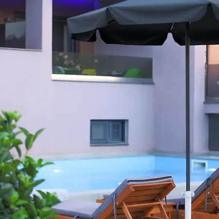 Hotel Yakinthos-3