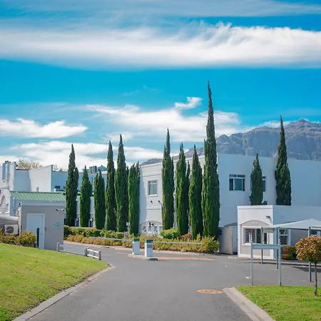 Protea Hotel By Marriott Stellenbosch & Conference Centre-2